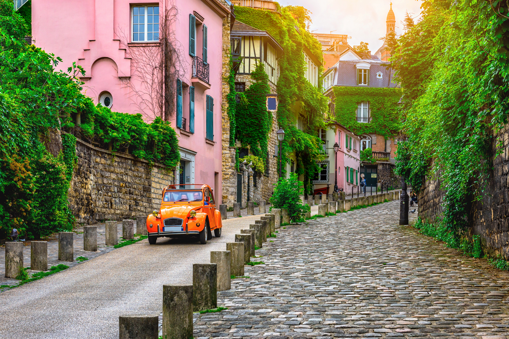 View,Of,Old,Street,In,Quarter,Montmartre,In,Paris,,France.