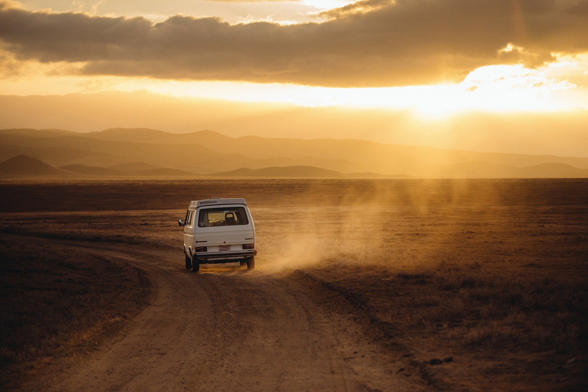 volkswagen-569315_1920-2
